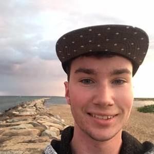 Meet your Posher, Drew